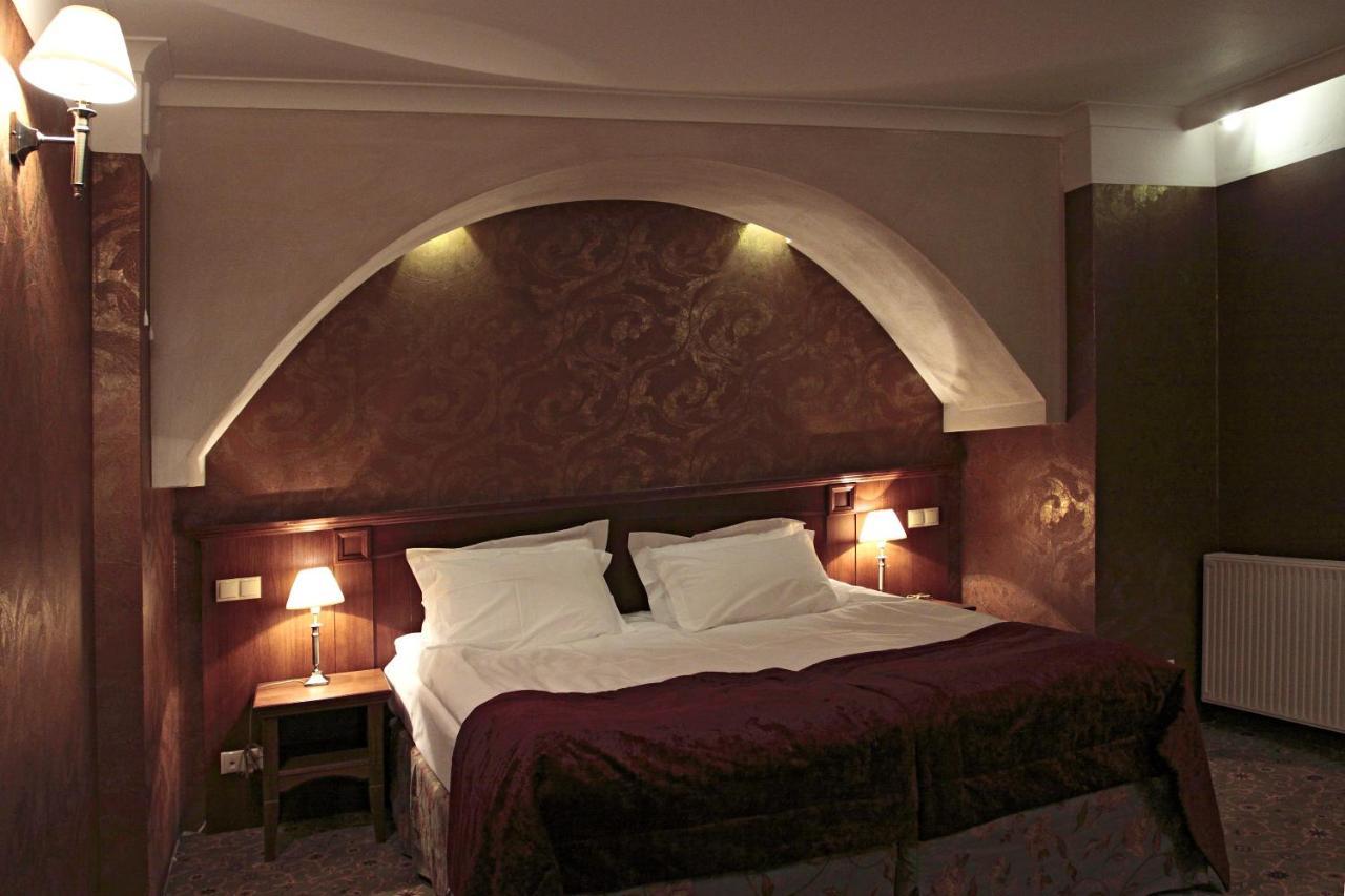 Hotel Lipowy Most Supraśl Extérieur photo