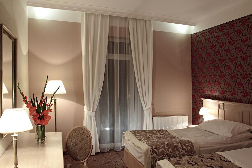 Hotel Lipowy Most Supraśl Extérieur photo
